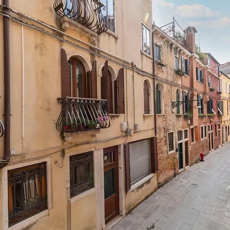 Ca' Malipiero Apartment